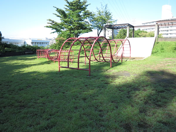 九兵衛坂公園遊具